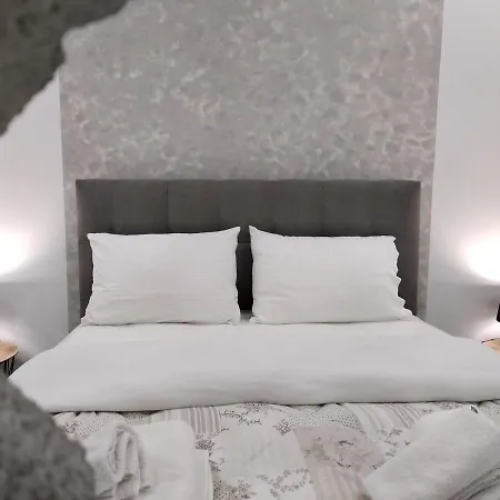 Navarino Jacuzzi Studio Appartement *
