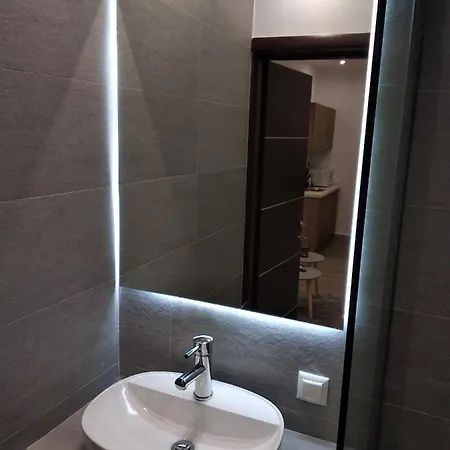Appartement Navarino Jacuzzi Studio
